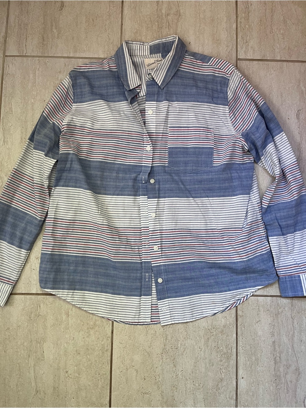 Universal Thread Alamosa Blue White and Red Pattern Cotton Shirt Size M